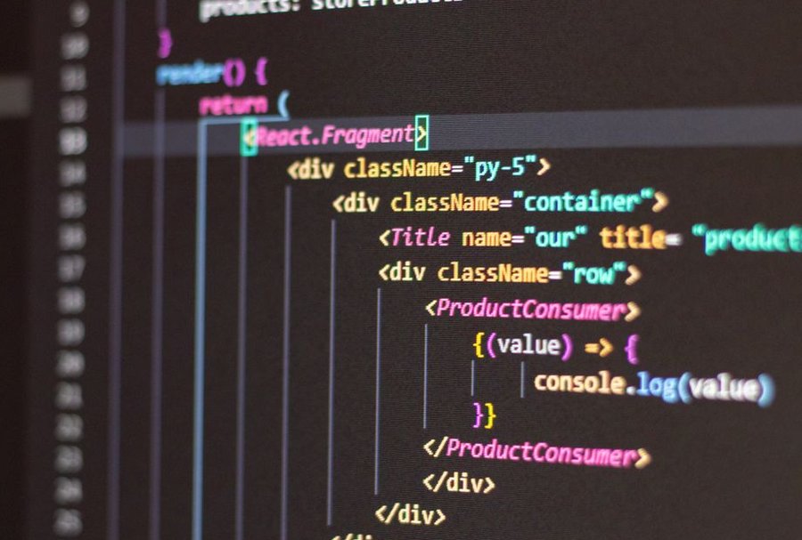 Close-up of React code in a code editor (stock photo)